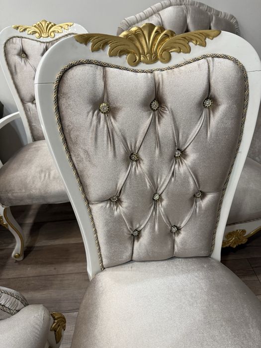 Стулья в отличном состоянии