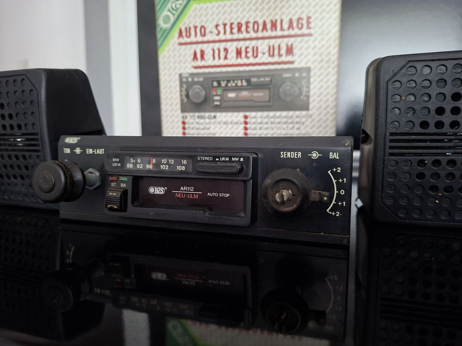 Комплект авто радиокасетофон  ICS, две тонколонки и външна антена