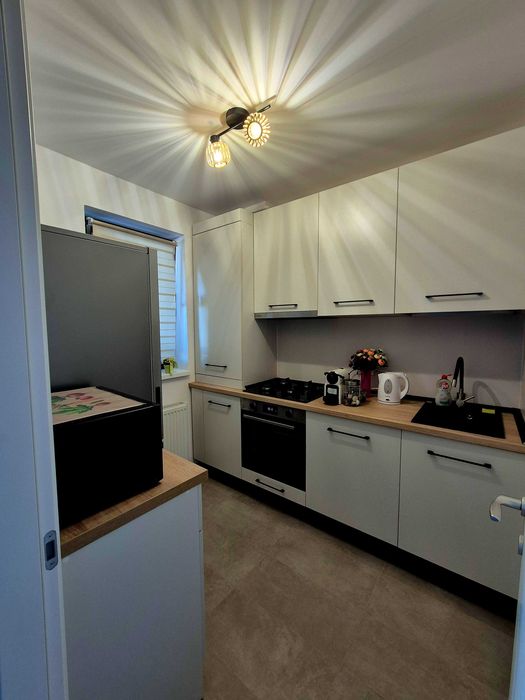 Vand garsoniera in Hils Brauner cu loc de parcare acoperit