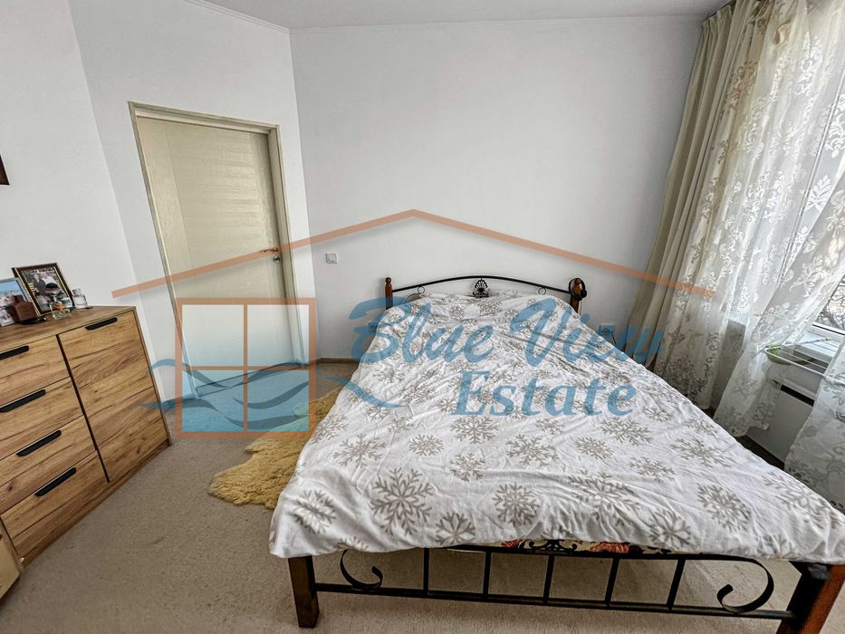 Продава се Къща в с. Царичино, Област Добрич - 192 кв.м за 399 €/кв.м - Снимка #6