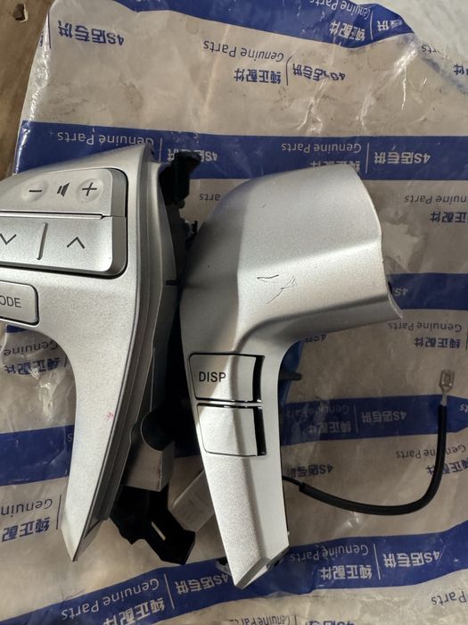 Кнопки руля на Toyota