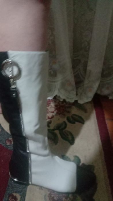 Продам женскую обувь