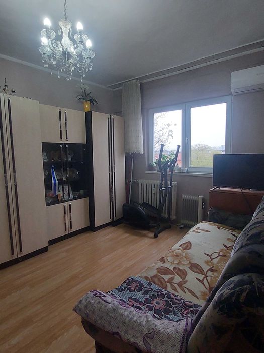 Apartament 3 camere et. 4 50mp² zona 22 decembrie/dorobantilor