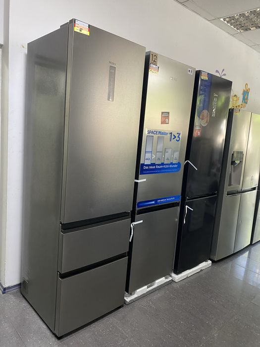Хладилник с фризер HAIER HTW7620ANMG No Frost 205см, 289л хладилник + 125л фризер, сребрист Wi -Fi