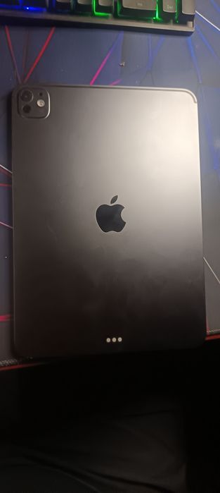 Ипад, IPAD pro 11 m4