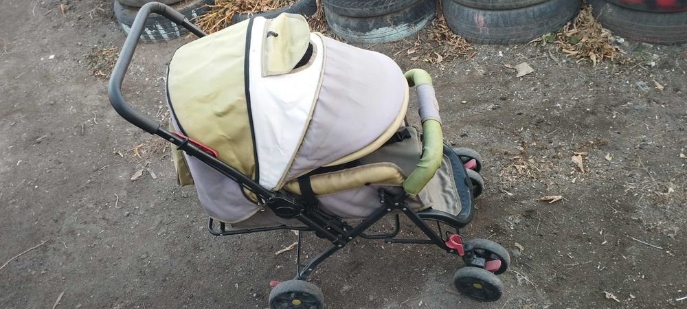 Продаю детскую коляску