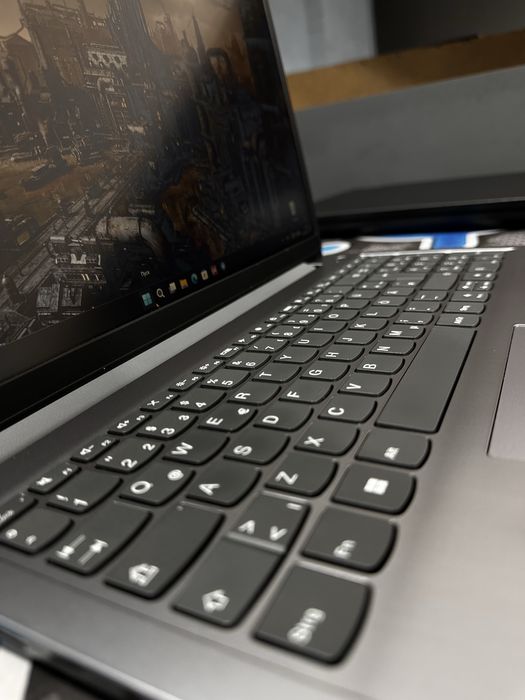Мощный офисный ноутбук Lenovo Ideapad slim amd ryzen 5-5625U