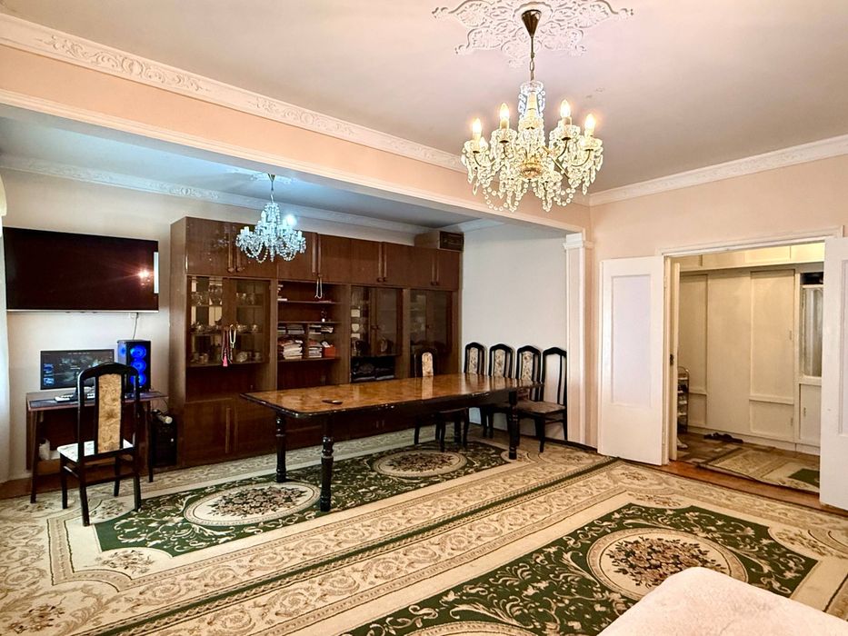 Срочно Продаётся 4/2/5 Авиасозлар 1, удвоенный зал