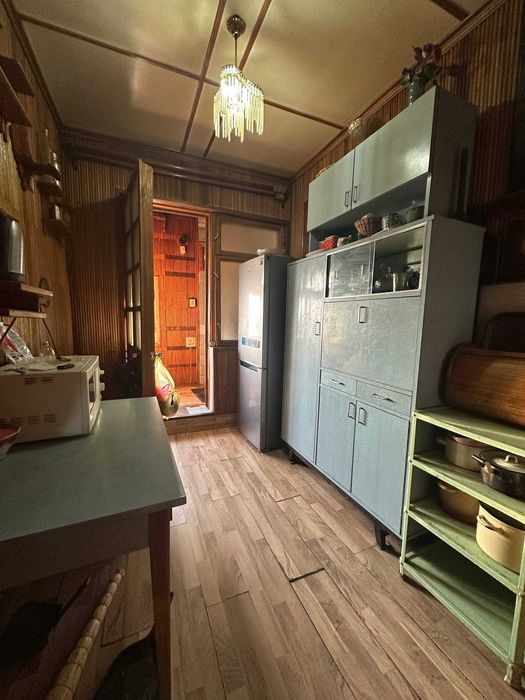 Юнусабад-13 А.Дониш, недалеко ТРЦ Мегапланет,  3\9\9