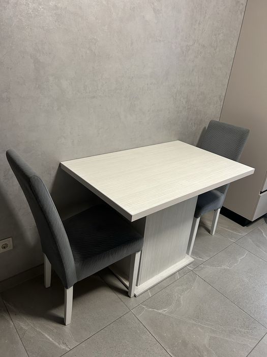 Masa si scaune bucatarie