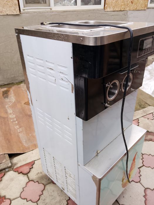 Мороженое аппарат