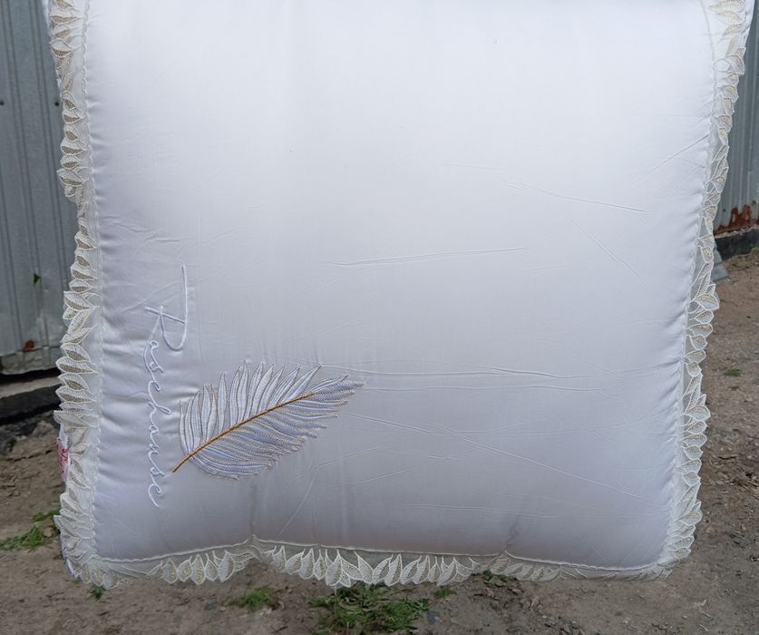 Продам новые подушки