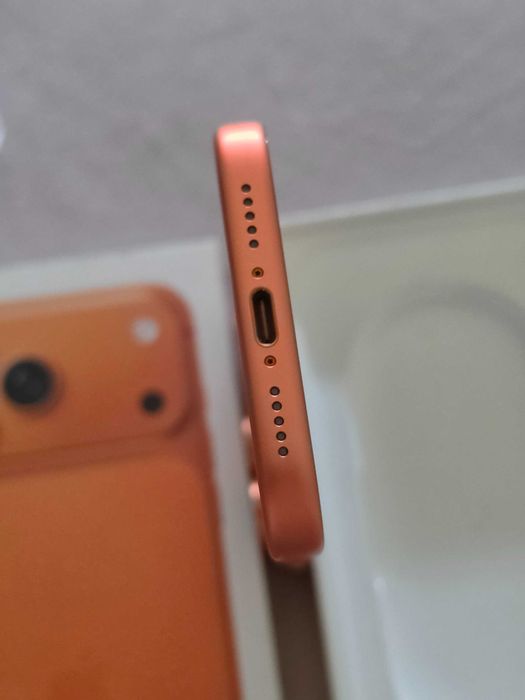 iPhone 17 Pro 256GB Orange folosit puțin
