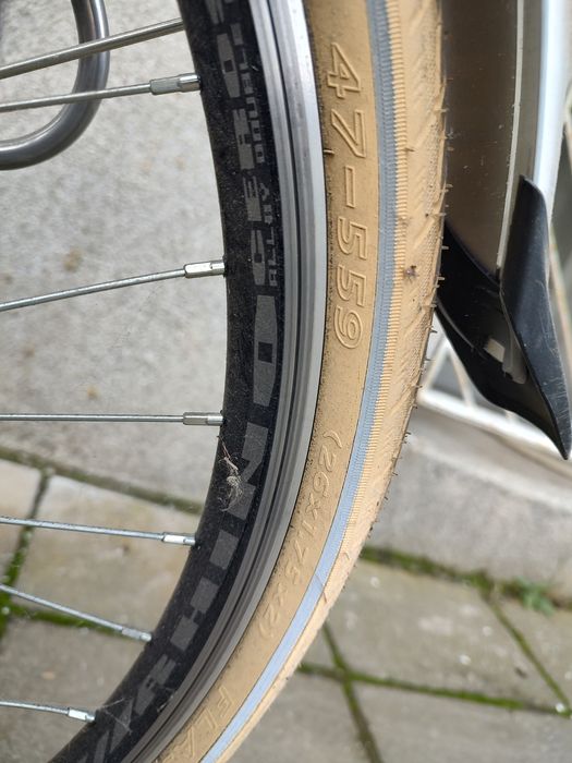 Продавам градски велосипед