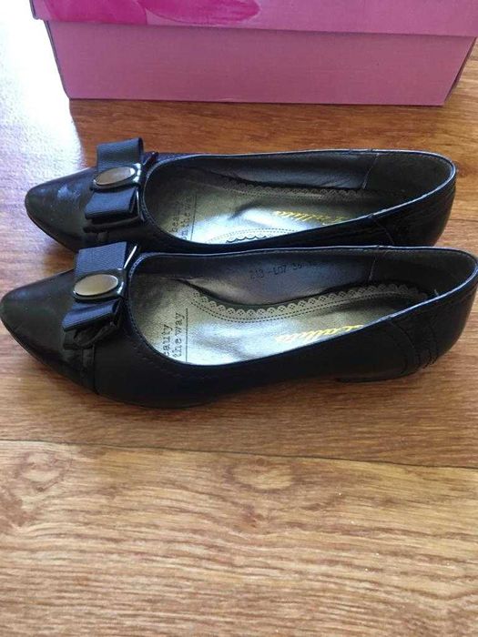 Новые туфли балетки.