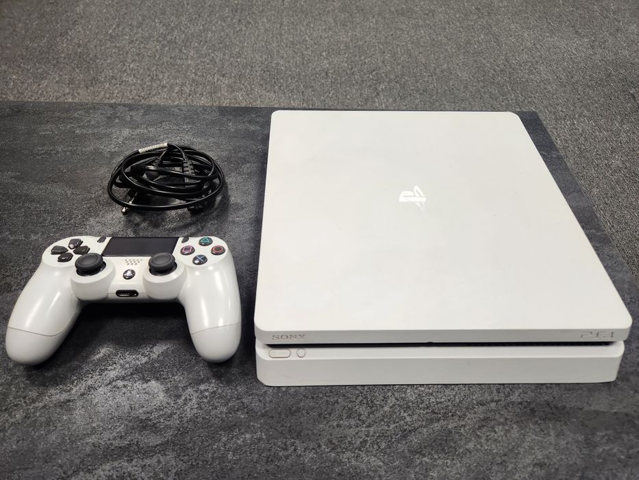 [ТОП] Playstation 4 Slim като нов