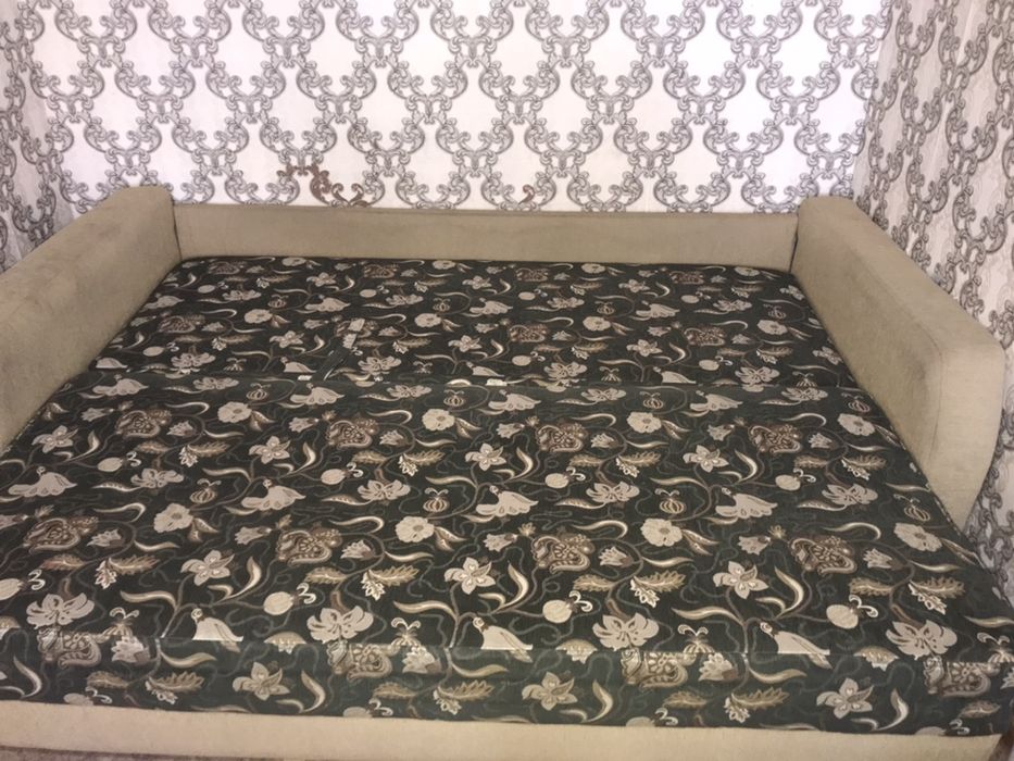 Продам диван, самовывоз!