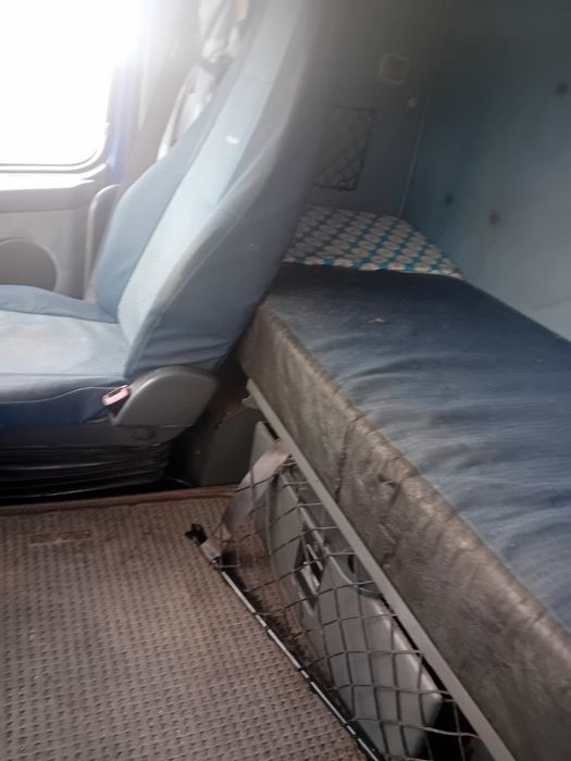 Продава се камион