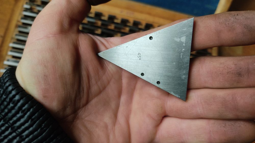 Меры угловые 1 Кл. точности