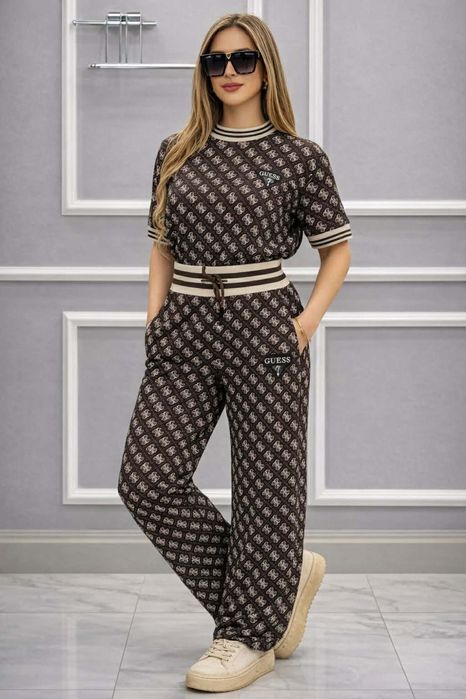 Compleu dama 170 lei .