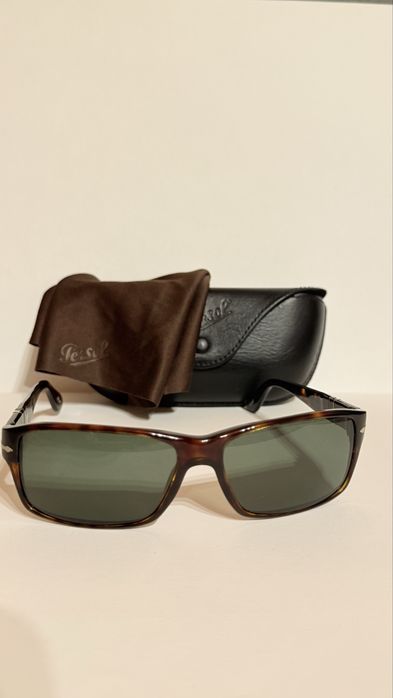 Ochelari Persol Noi