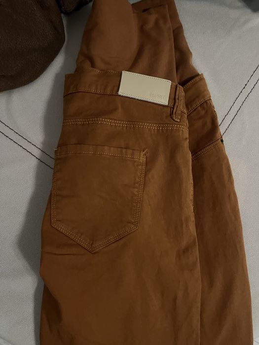 Чисто нови дрехи за бременни 2 чифта дънки и 1 пола