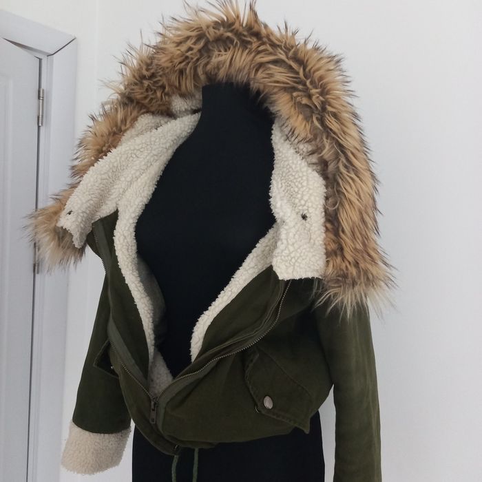 Дамско яке с връзки