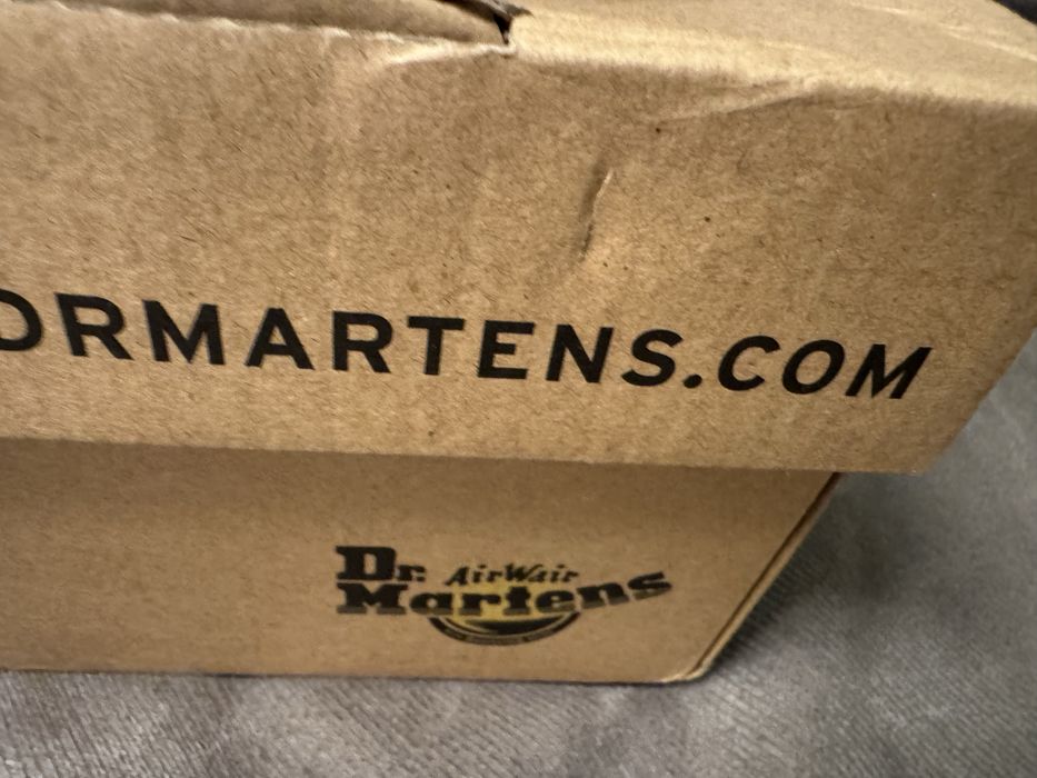 Оригинални! Нови! Боти -  Dr. Martens