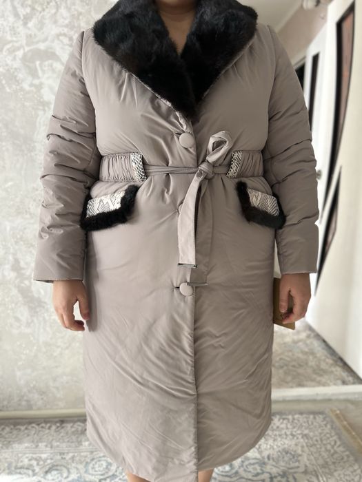 Продам куртку новая