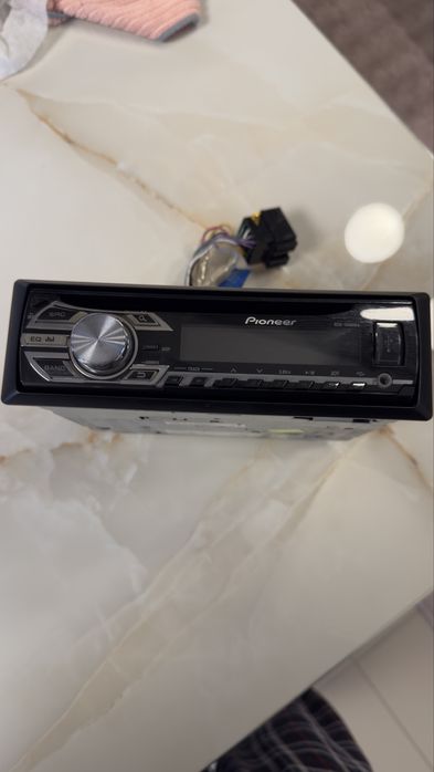 Pioneer DEH-1500 UBA