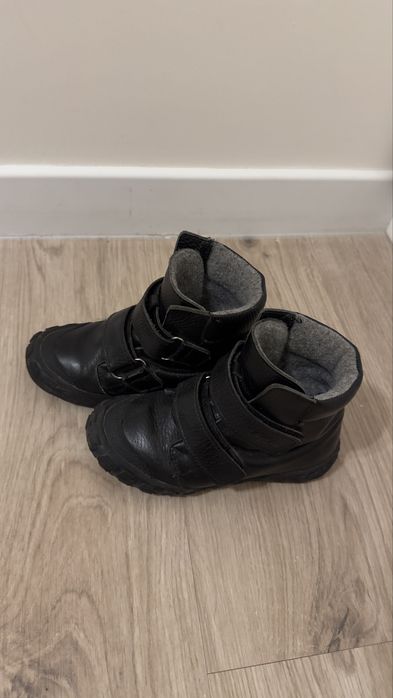 Ботинки кожаные 30 размер