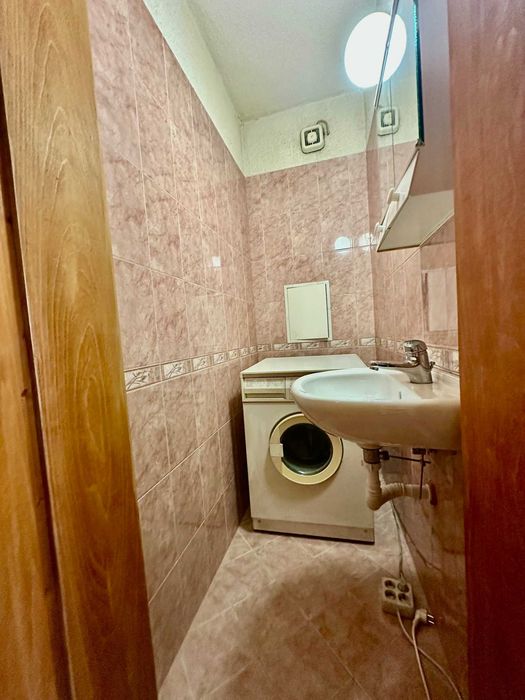 Дава се под наем Двустаен апартамент в София, Лозенец - 74 кв.м за 598.23 € - Снимка #9