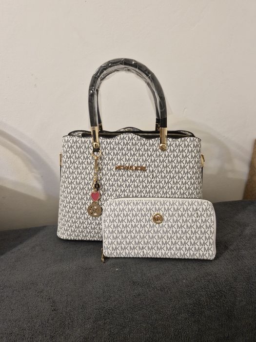 Set elegant pentru doamne