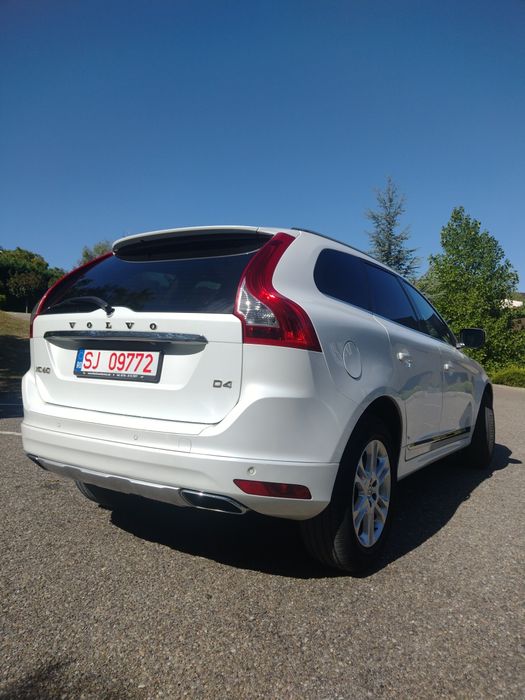 Volvo XC60 D4 2.0 l 181 CP 2015 Înmatriculată în RO