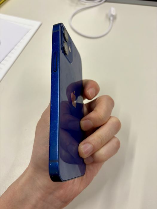 iPhone 12 mini. Синий.