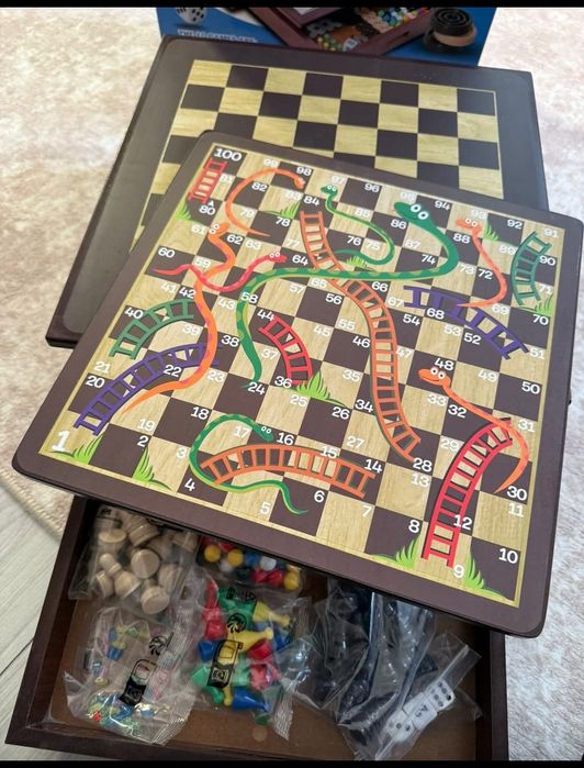 Дървена комбинирана игра 10 в 1 нова