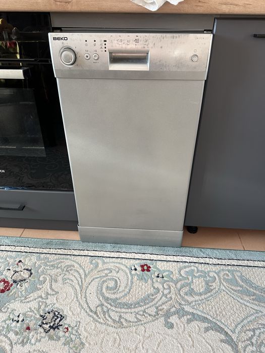 Продам посудомоющую машинку. Б.у