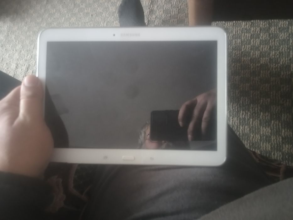 Таблет Samsung tab 4