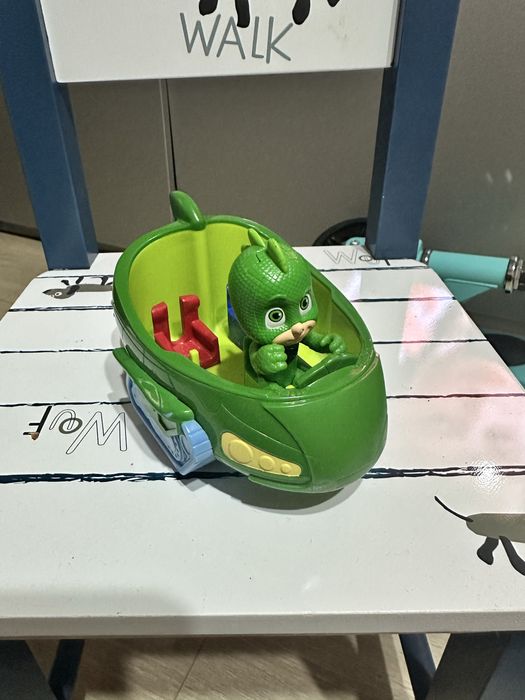 Eroi in pijama / Hasbro pisica de razboi / Paw Patrol