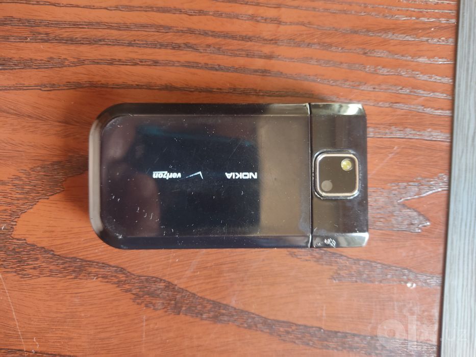Nokia 7205 sotiladi