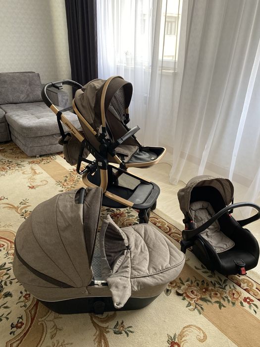 Коляска детская 3 в 1.