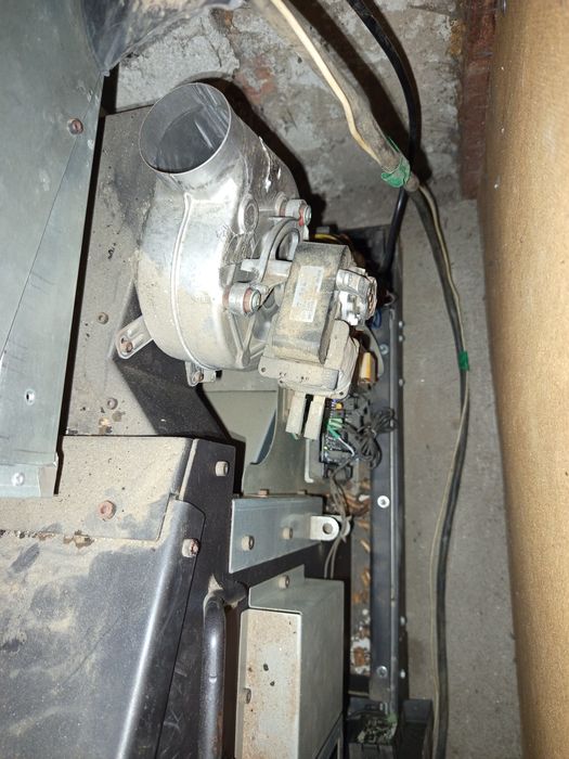 Пелетна камина Италия. Кюнец ф80