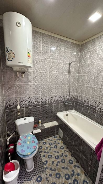 Элитный кизил гиштли домдан 1 хонали квартира сотилади Исмоил Гульрух