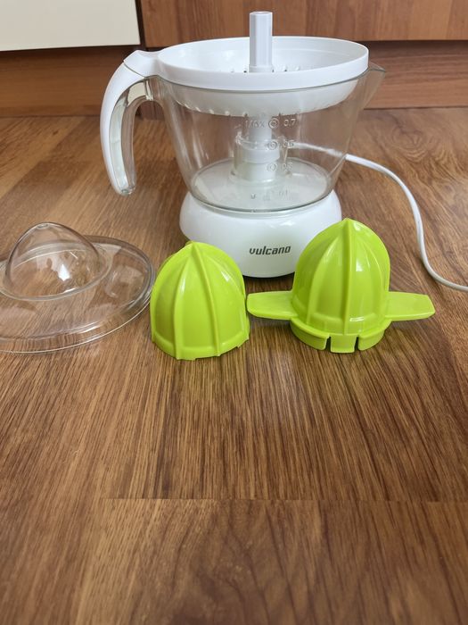 Сокоизтисквачка / преса за цитруси, фрешове