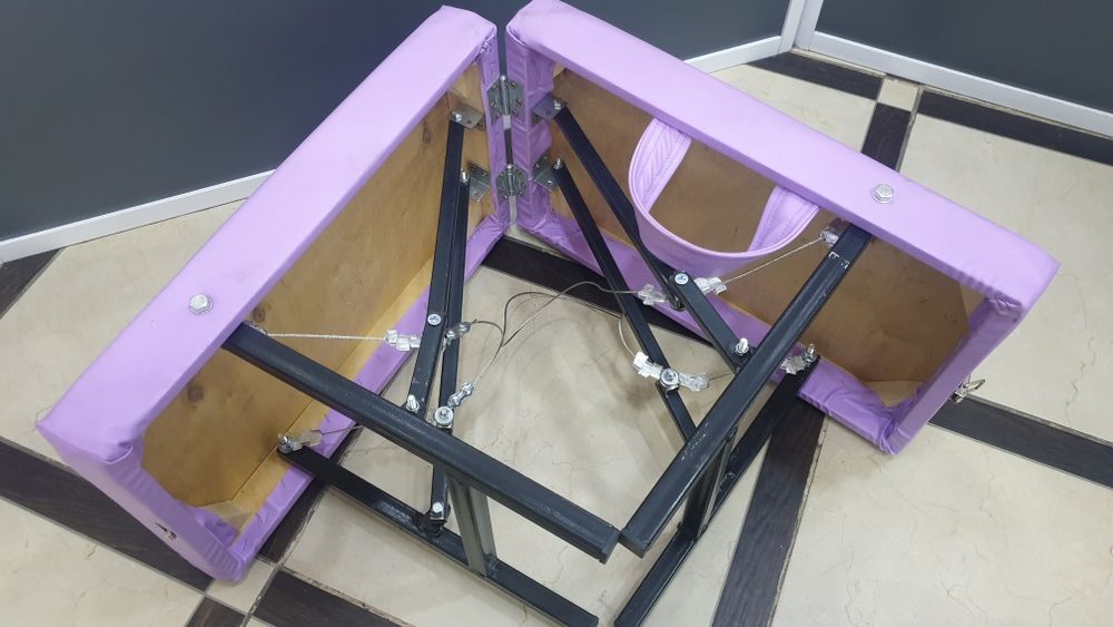 Складные кушетки-чемодан.