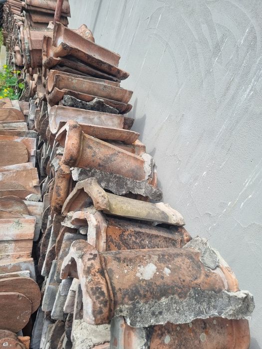 Vând Țigle Folosite