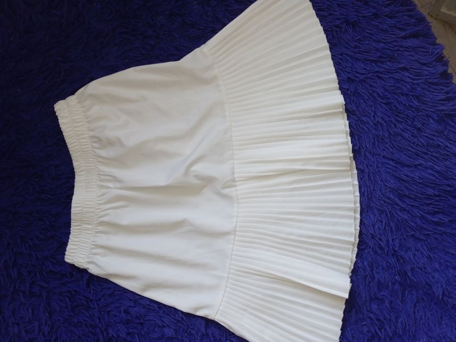 Пиджак с юбкой классика