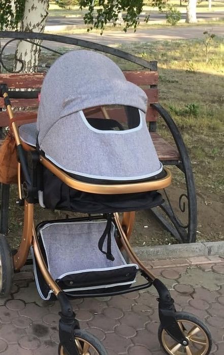 Коляска детская в хорошем состоянии