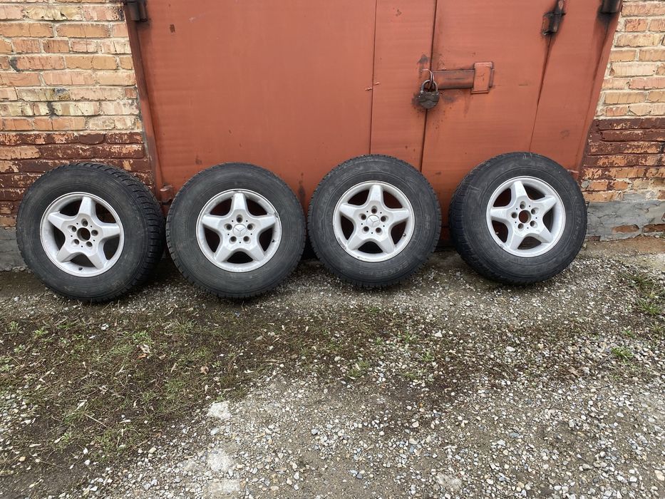 Продам диски Мерседес R16 оригинал