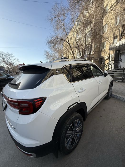 Продам машину Changan CS 35 plus